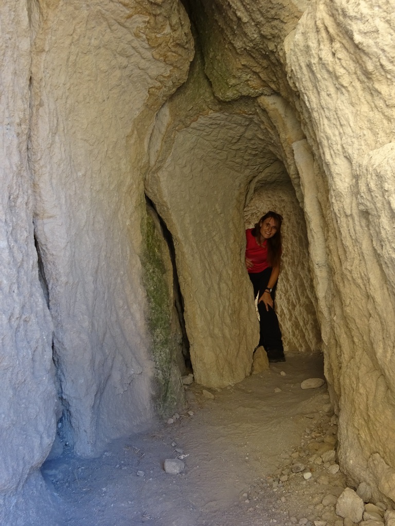 Tunnel in den Höhlen