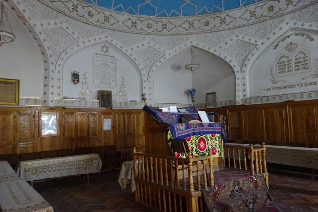 Gumbaz Synagoge von Innen