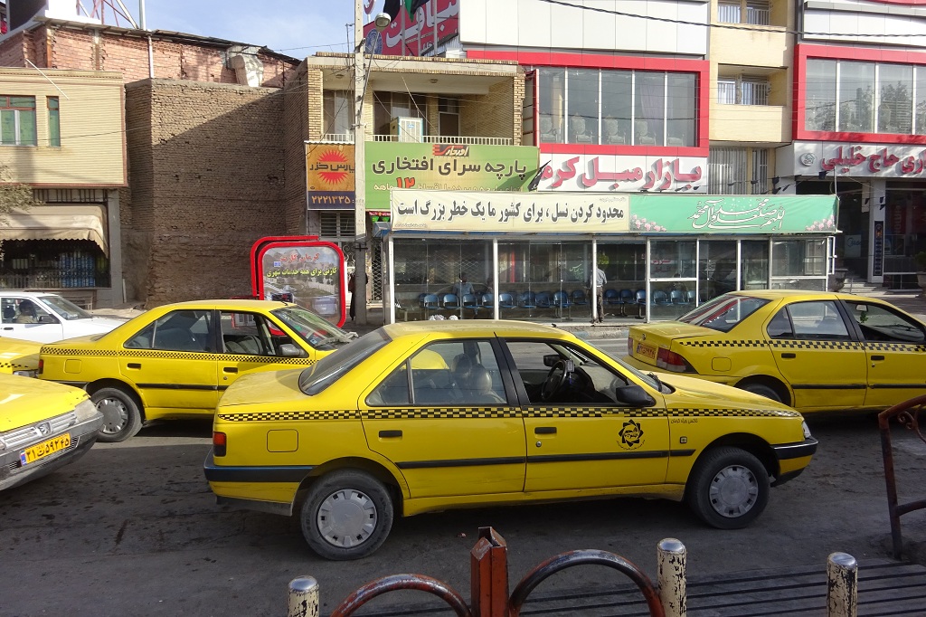 Offizielle Taxis in Kerman