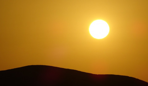 Sonnenaufgang über der Wüste