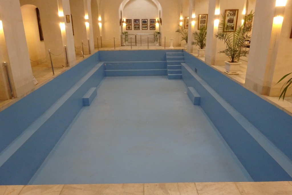 Schwimmbecken im Hamam-e Shah