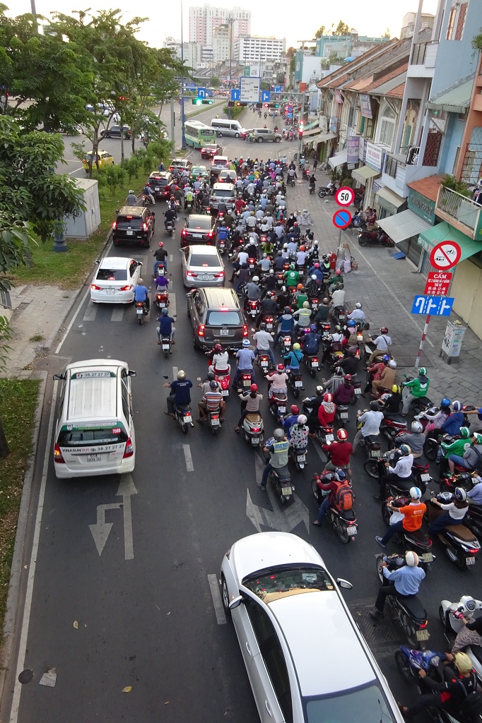 Straßenverkehr in Ho-Chi-Minh