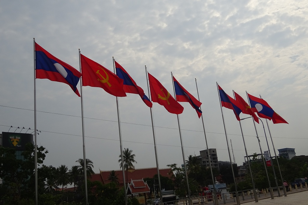 Laotische Flagge