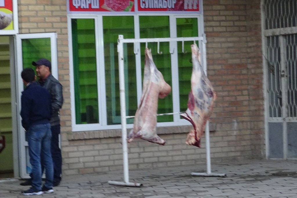 Hängendes Fleisch in Kirgistan