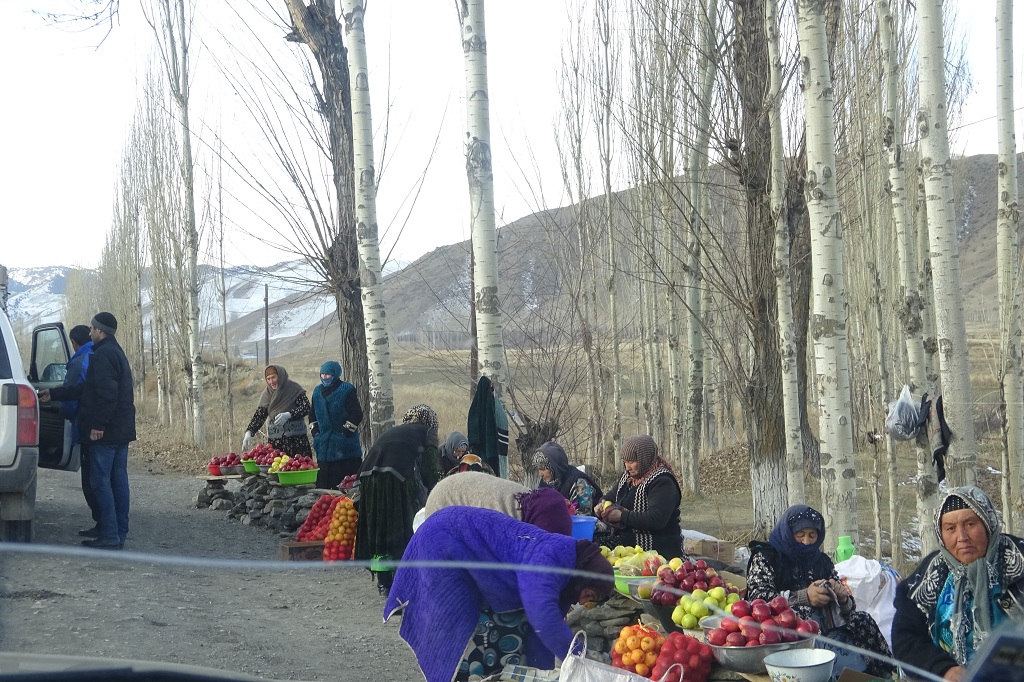 Straßenverkaufsstand in Tadjikistan