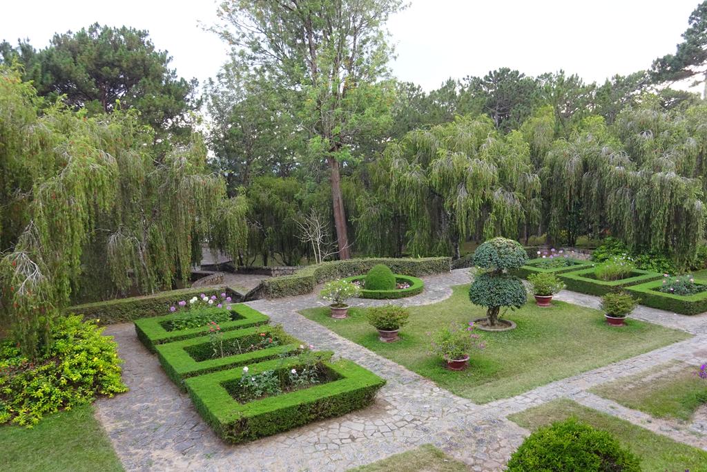 Garten im  Bao Dai Palace 3 in Dalat