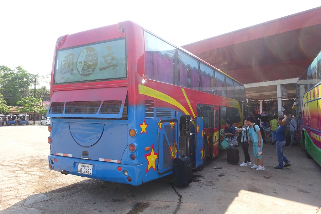VIP Bus in Thakek