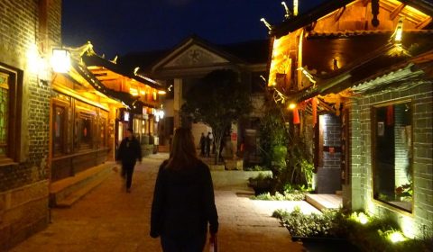 Abendspaziergang durch Lijiang
