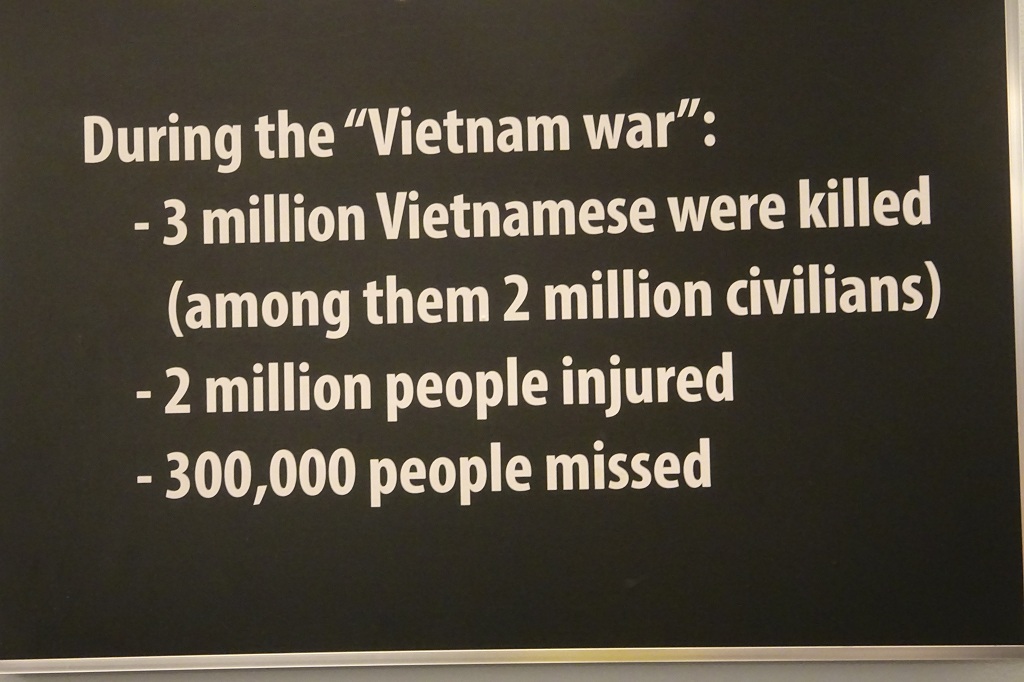 Plakat im “War remnants museum” in Saigon